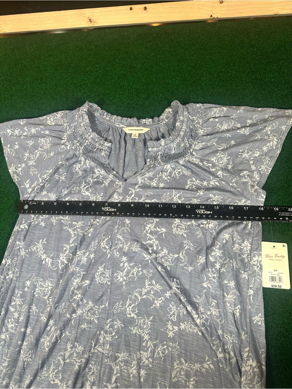 Lucky Brand NWT Light Blue Floral Short Sleeve Top, size small - Picture 4 of 7